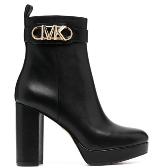 MICHAEL Michael Kors Black Ankle Boots - Picture 1 of 4